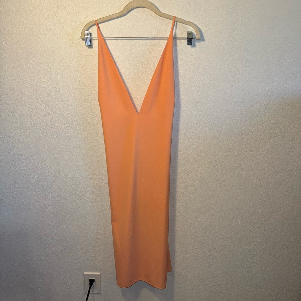 Lovers + Friends NIKOLA Revolve Apricot Orange V-Neck Midi Dress with Slits S - Picture 2 of 7